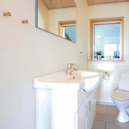 Holiday home 4 Bedroom In Spottrup *
