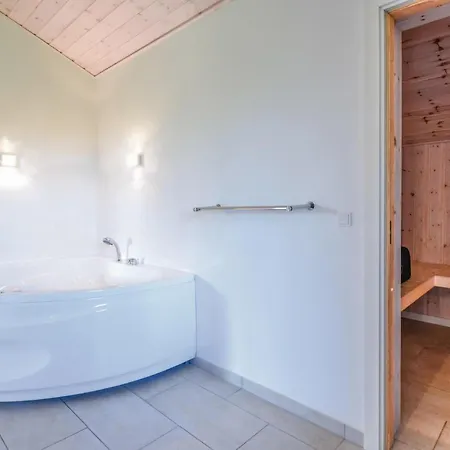 4 Bedroom In Spottrup Holiday home