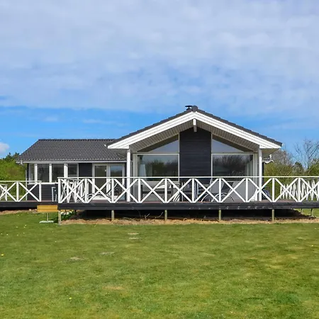 4 Bedroom In Spottrup Holiday home Knud (Spottrup)