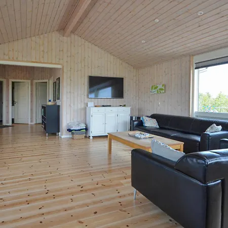 Holiday home 4 Bedroom In Spottrup Knud (Spottrup)