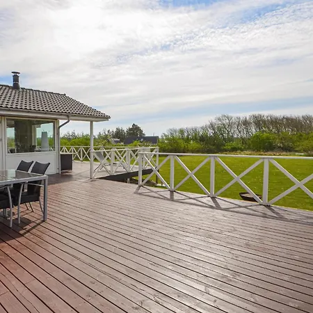 Holiday home 4 Bedroom In Spottrup *